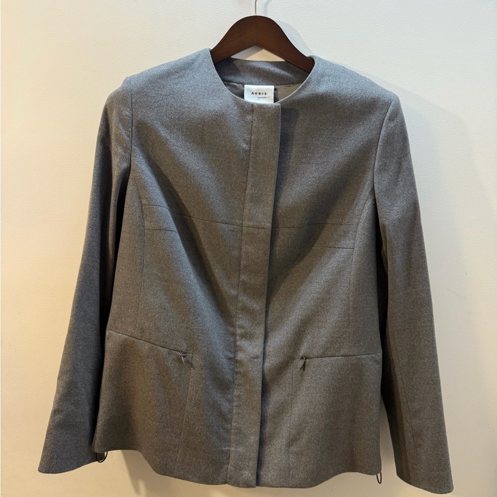 Akris Punto Modern Gray Women's Blazer NWOT